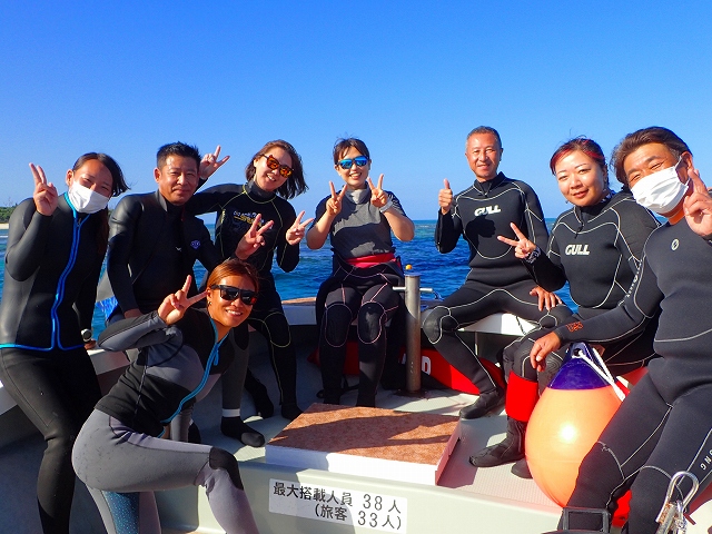 水納島に大集合！【R-MATES Okinawa Diving Club】